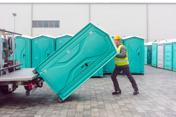 Porta potty delivery and setup in Columbus, MN